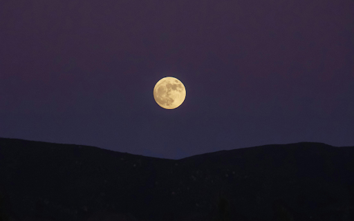 A Full Moon in the Night Sky from Chrome web store to be run with OffiDocs Chromium online A Full Moon in the Night Sky from Chrome web store to be run with OffiDocs Chromium online