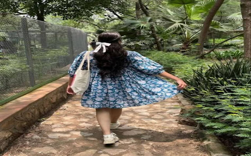background shot of girl in floral dress from Chrome web store to be run with OffiDocs Chromium online background shot of girl in floral dress from Chrome web store to be run with OffiDocs Chromium online