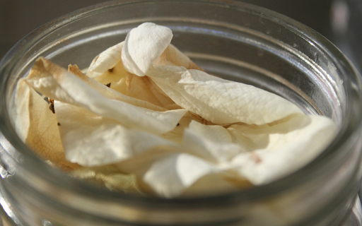 Dried flower petals from Chrome web store to be run with OffiDocs Chromium online Dried flower petals from Chrome web store to be run with OffiDocs Chromium online
