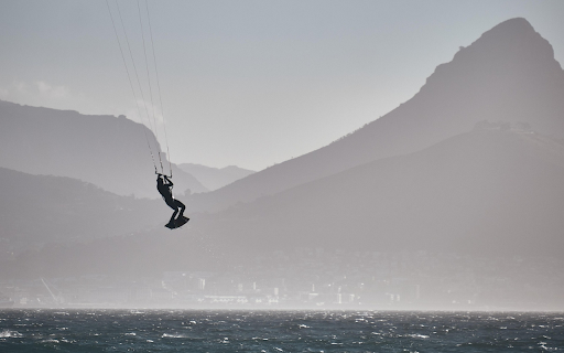Kitesurfing Over the Waves from Chrome web store to be run with OffiDocs Chromium online Kitesurfing Over the Waves from Chrome web store to be run with OffiDocs Chromium online
