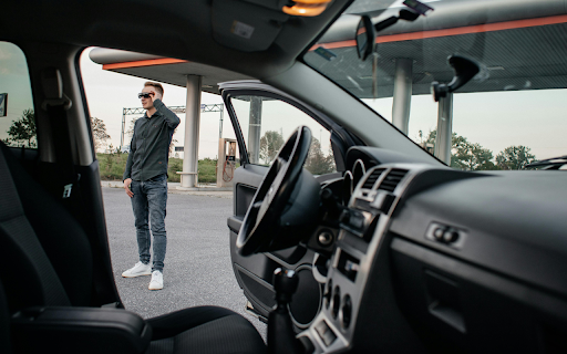 Man and His Car Parked on a Gas Station from Chrome web store to be run with OffiDocs Chromium online Man and His Car Parked on a Gas Station from Chrome web store to be run with OffiDocs Chromium online